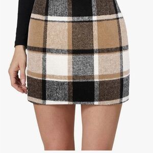 Elegant Plaid Mini Skirt in Black, White, and Brown